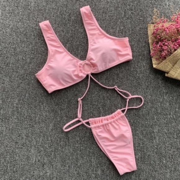 Pink cut out one piece - Picture 4 of 5